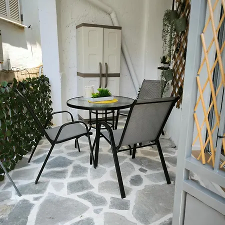 Semesterbostad Deppy's House Vasiliki